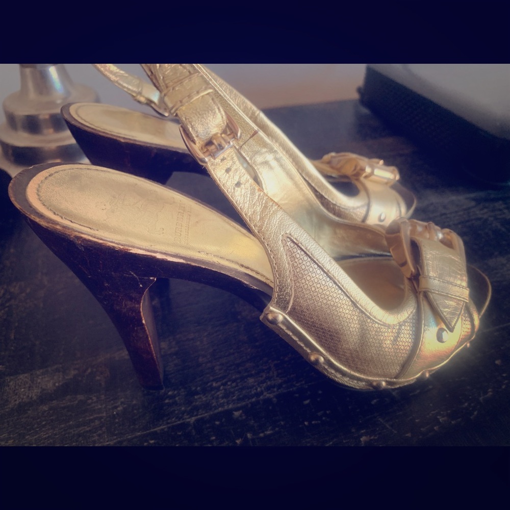 Burberry gold heels